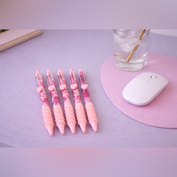 Unbranded Other - Set of 5 Rose & Heart Retractable Gel Pens